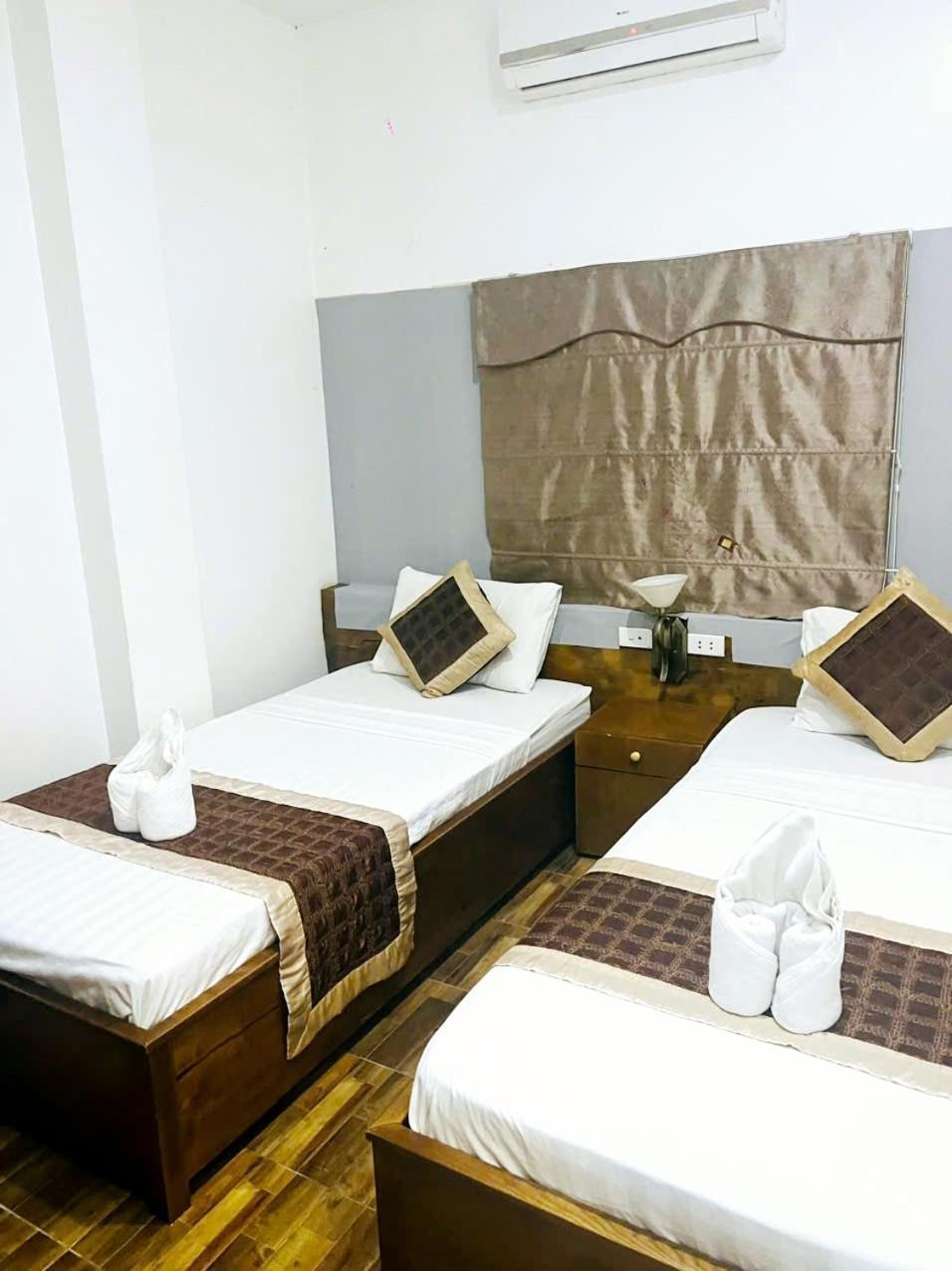 Vang Vieng Th Central Park Hotel Ngoại thất bức ảnh
